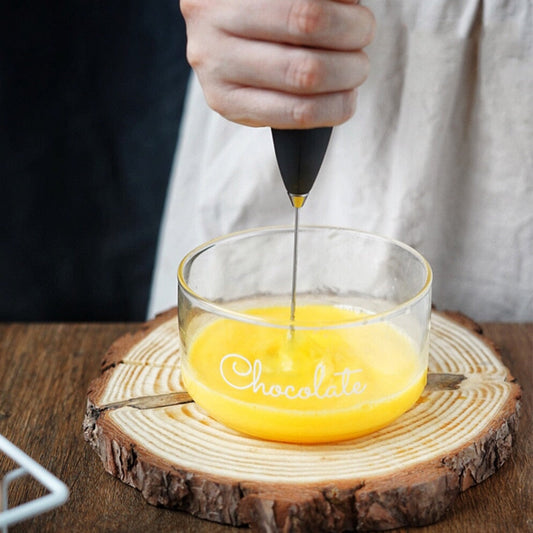 Frullatore elettrico portatile per latte e liquidi